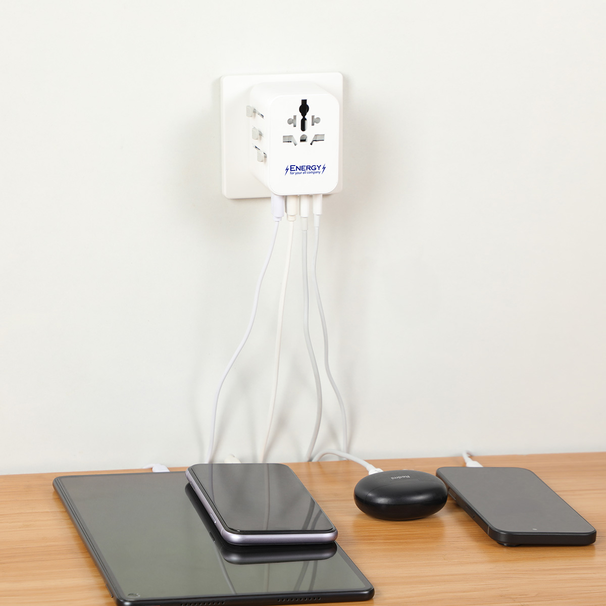 Concierge 35W PD 4-Port Universal Travel Adapter 7